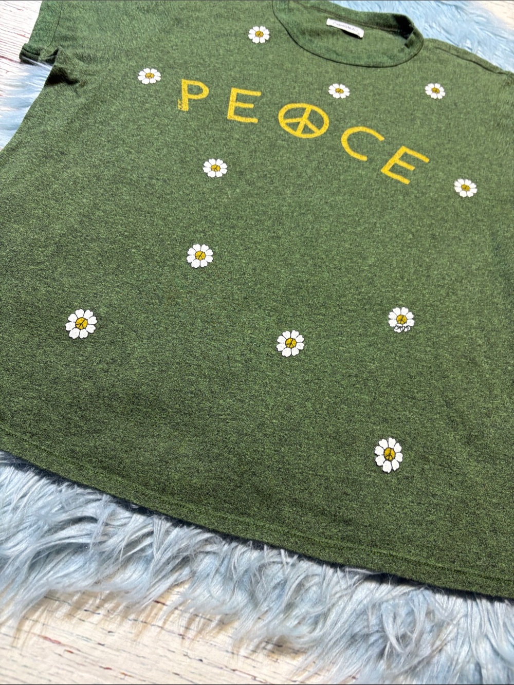 Lauren Moshi PEACE Daisy Green Short Sleeve Tee sz M - Picture 4 of 7